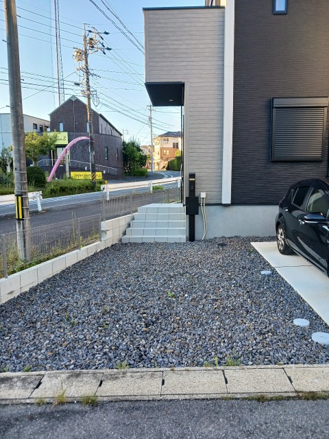 真伝町魂場周辺駐車場(左側と右側スペース)の駐車場写真