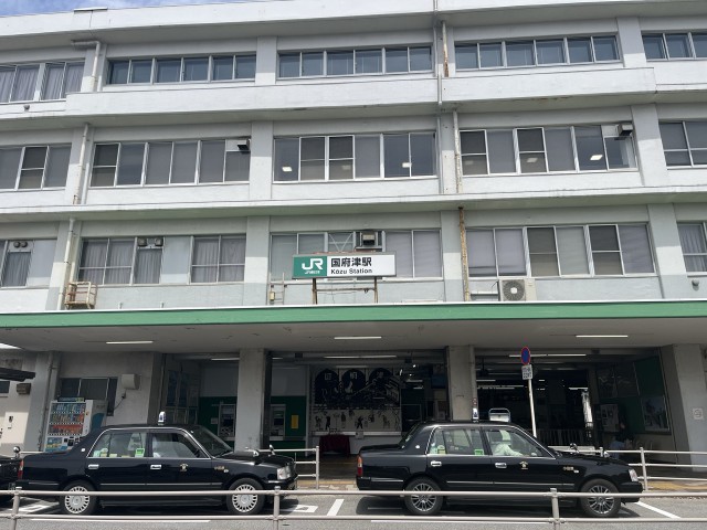 国府津駅前駐車場 徒歩2分の駐車場写真