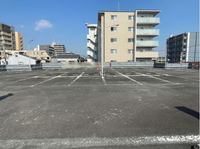 スーパードーム西院店駐車場の駐車場写真