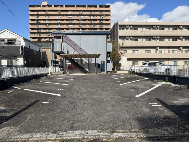 駐車場写真2