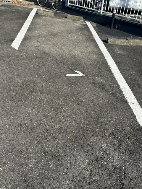 サンマリン駐車場Ｎｏ．7出入口正面右奥スペースの駐車場写真