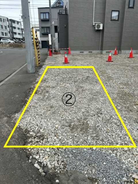 福住1条1丁目10-8駐車場の駐車場写真