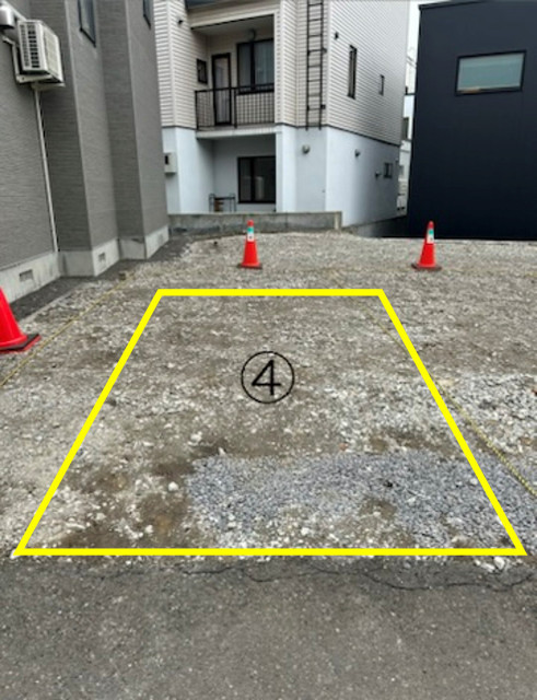 福住1条1丁目10-8駐車場の駐車場写真