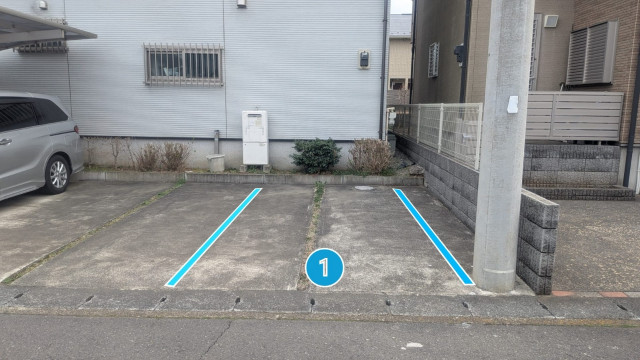 中央３−２３駐車場の駐車場写真