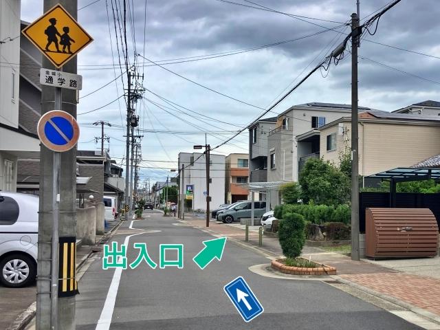 金城2丁目10-20-1駐車場の駐車場写真