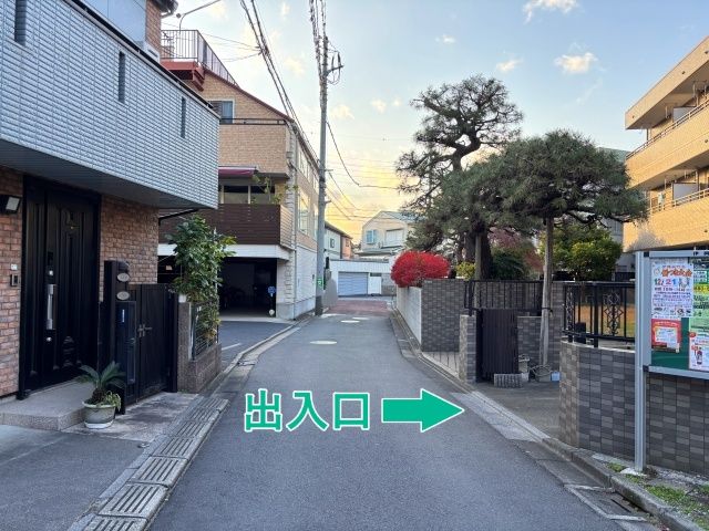 伊興2丁目11-1◯アキッパ駐車場の駐車場写真