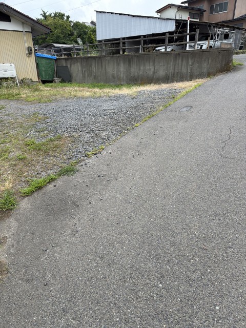 山形県上山市新町の駐車場写真