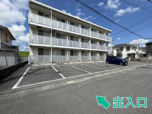 レオパレスルチェンテ駐車場【43136】の駐車場写真
