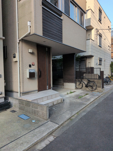 神奈川県川崎市幸区塚越4丁目363-55の駐車場写真