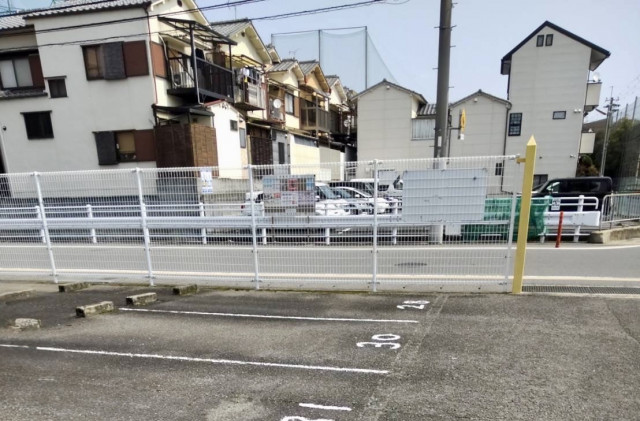 福田貸ガレージの駐車場写真