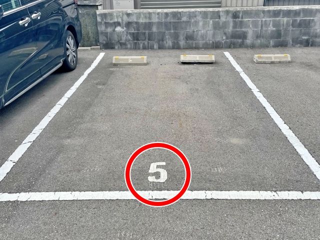 駐車場画像3