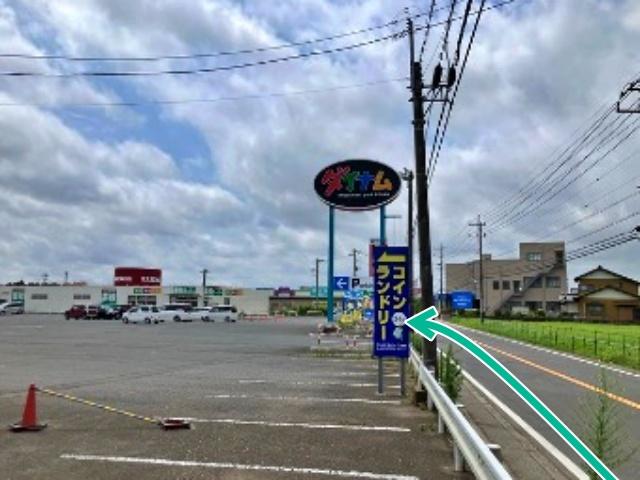 ダイナム八街店 駐車場の駐車場写真