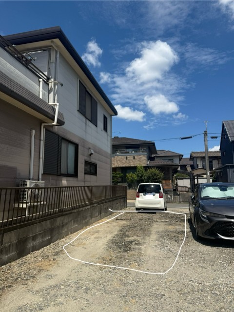 伏見２丁目駐車場　13番の駐車場写真