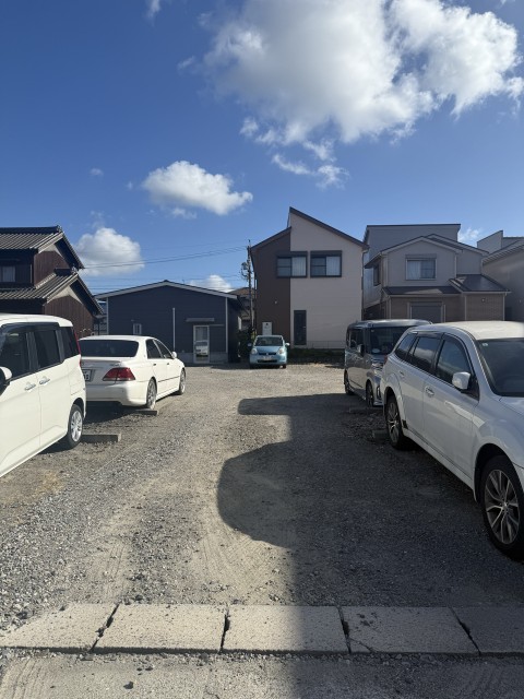 伏見２丁目駐車場　13番の駐車場写真