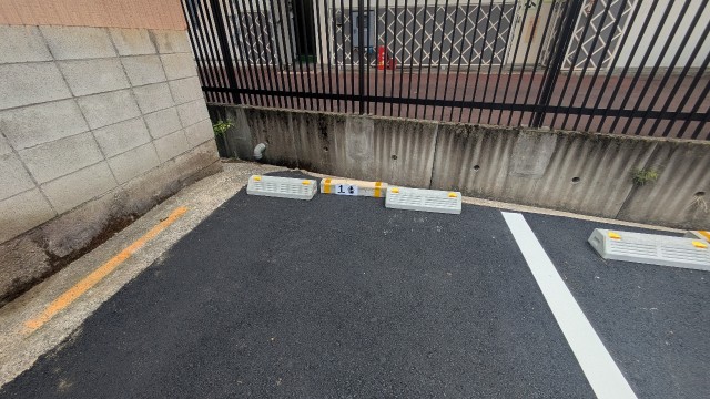 人参方駐車場の駐車場写真