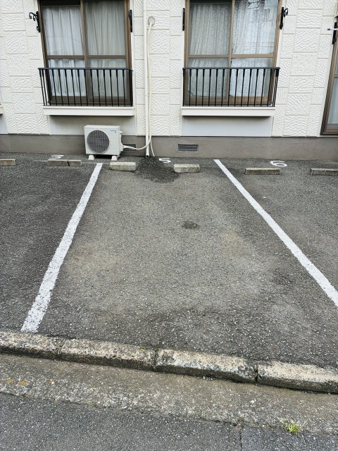 ファミール港南駐車場の駐車場写真
