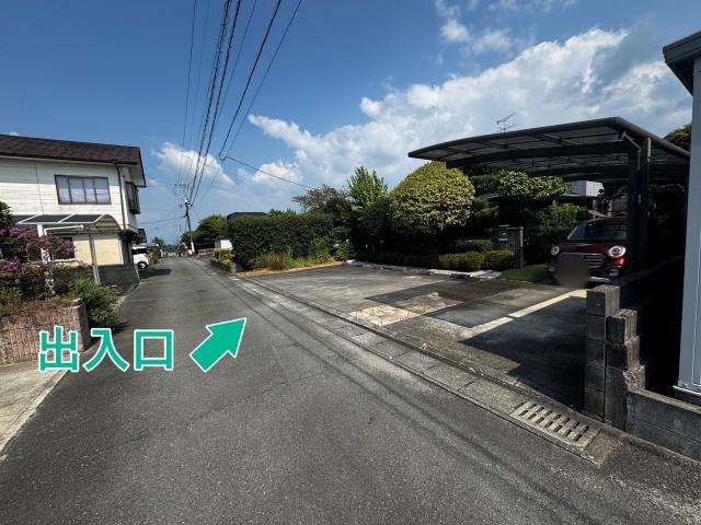 御代志1656-120駐車場の駐車場写真