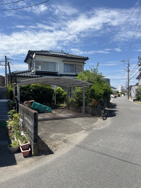 永野邸の駐車場写真