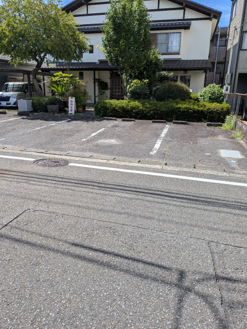 駐車場写真2