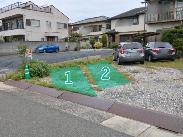 西区城西5-6-3駐車場の駐車場写真