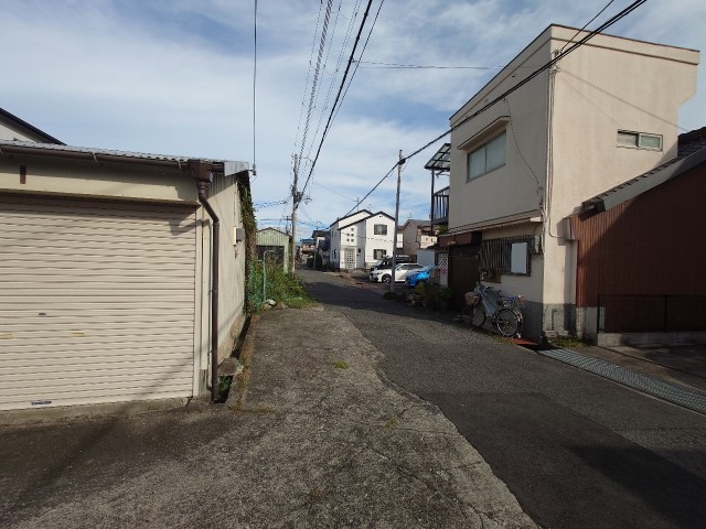 シャッター付 O-Space岸和田 第1駐車場（岸和田市別所町東光小の駐車場写真