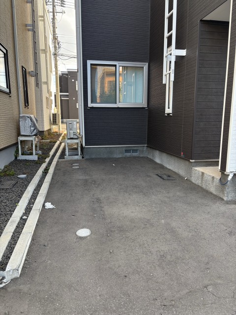 【大型車OK】JR八軒駅徒歩5分｜八軒5条東2丁目1-33駐車場の駐車場写真
