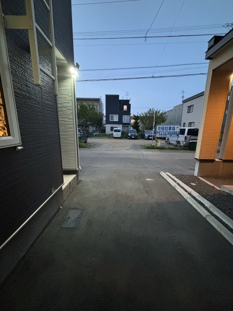 【大型車OK】JR八軒駅徒歩5分｜八軒5条東2丁目1-33駐車場の駐車場写真