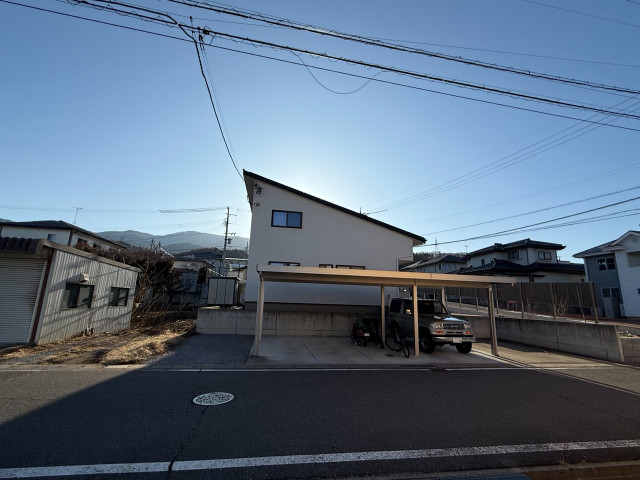 長野県松本市内田　明善中の駐車場写真