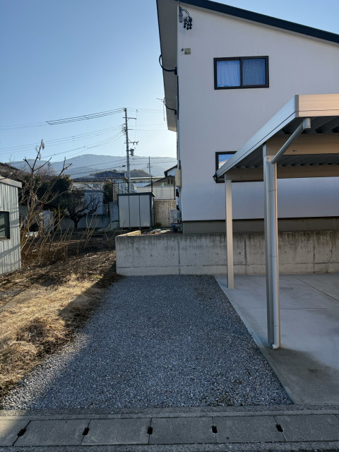 長野県松本市内田　明善中の駐車場写真