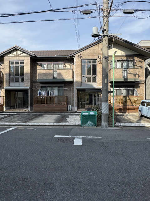 金城4丁目10-22駐車場　ミルヒ金城の駐車場写真
