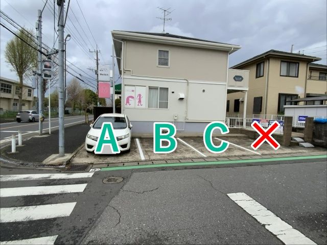 ストレス解放ジムMOMOアキッパ駐車場の駐車場写真