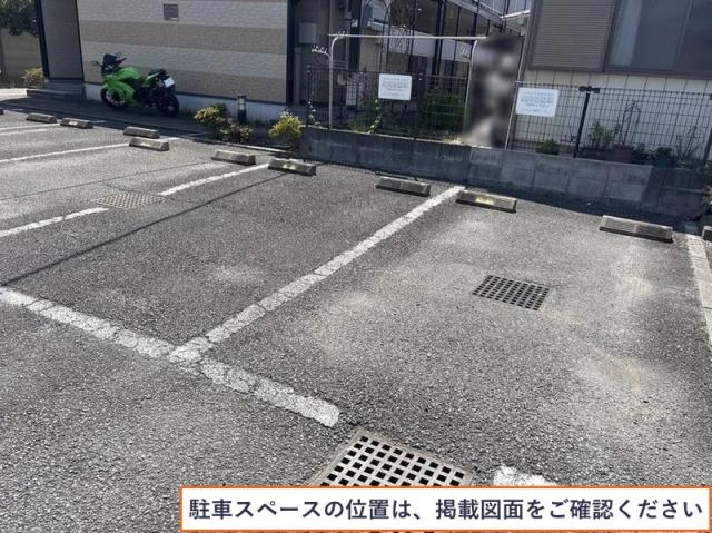 レオパレス柚駐車場【27574】の駐車場写真