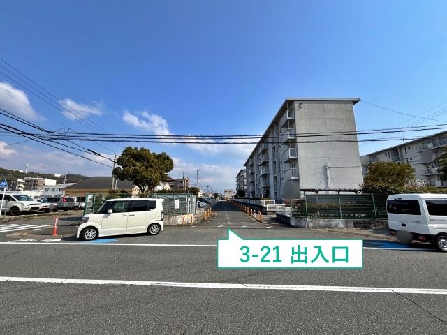 市営松崎浜住宅駐車場【1-31,3-21】の駐車場写真