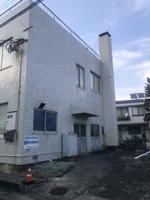 高橋内科医院裏口前駐車場の駐車場写真