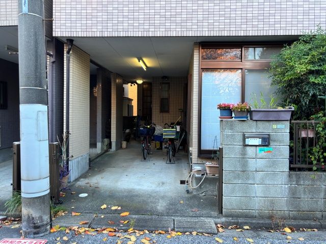[a844d]本木2丁目◯個宅アキッパ駐車場の駐車場写真