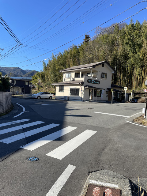 ヘアーサロンおもと駐車場の駐車場写真