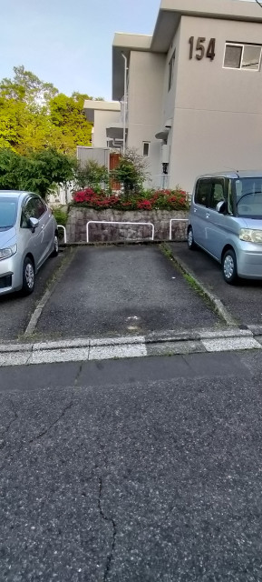 東京都八王子市寺田町432-154付近駐車場の駐車場写真