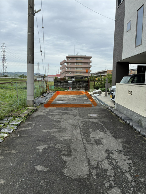 渚西①の駐車場写真