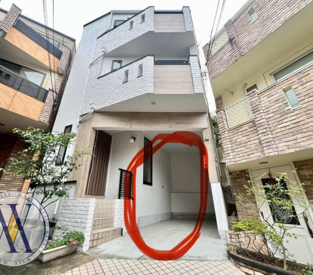 西麻布2丁目21-3駐車場の駐車場写真