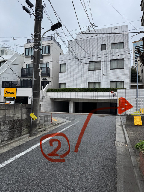 西麻布2丁目21-3駐車場の駐車場写真