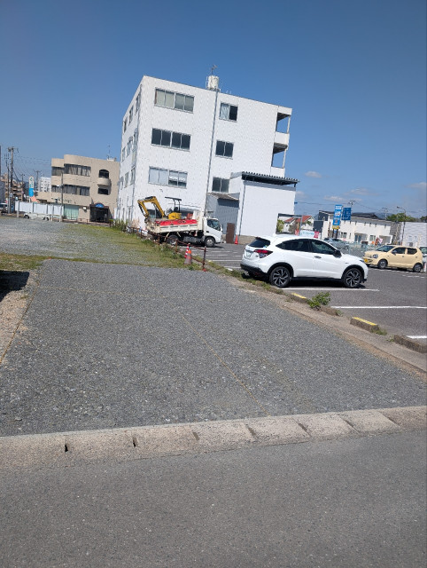 福島県いわき市平作町１丁目１−１２駐車場の駐車場写真