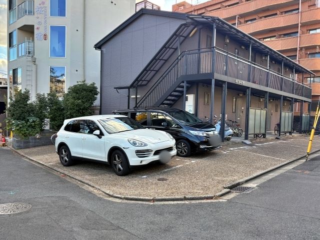 駐車場写真2