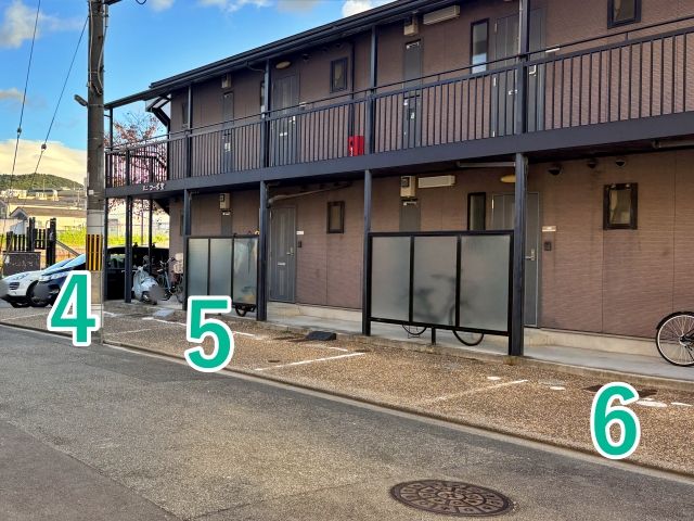 第二コーポ聖パーキングの駐車場写真