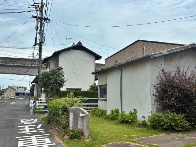 曳馬駅徒歩4分!倉庫側出入り▽アキッパ駐車場の駐車場写真