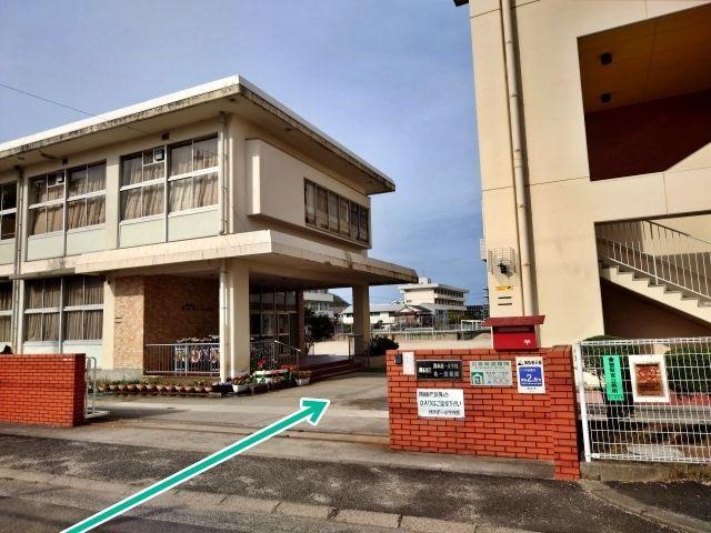 第一小学校【淡路島まつり公式駐車場】の駐車場写真
