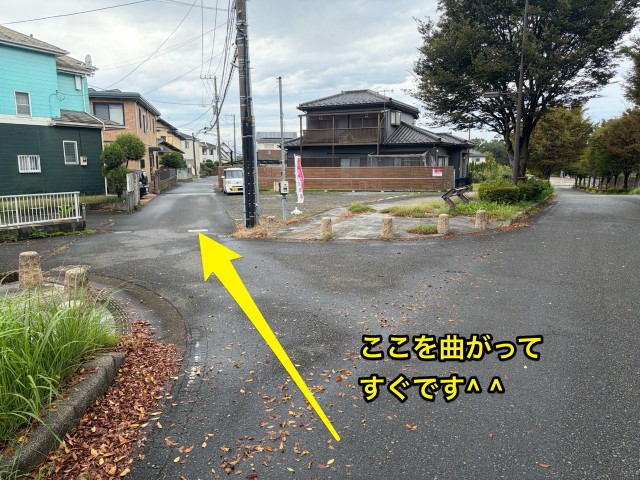 里山公園徒歩1分パーキングの駐車場写真