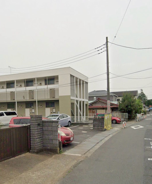 レオパレスブランシェ海老名　No.5の駐車場写真