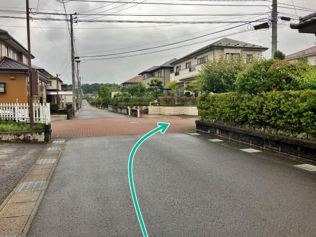 菅谷台4丁目21-12駐車場の駐車場写真