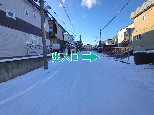 豊平区福住3条8丁目11-12駐車場の駐車場写真