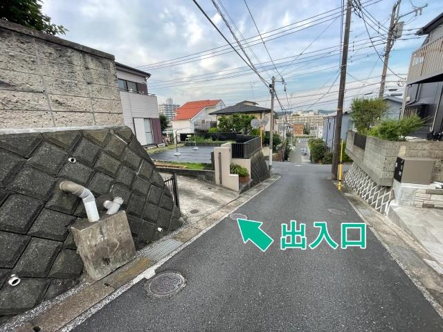 久里浜2丁目32-5 庭◎アキッパ駐車場の駐車場写真